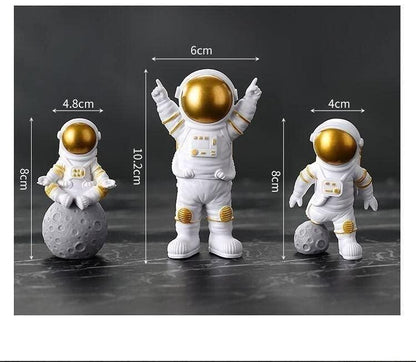 Astronaut Spaceman Statue Set of 3