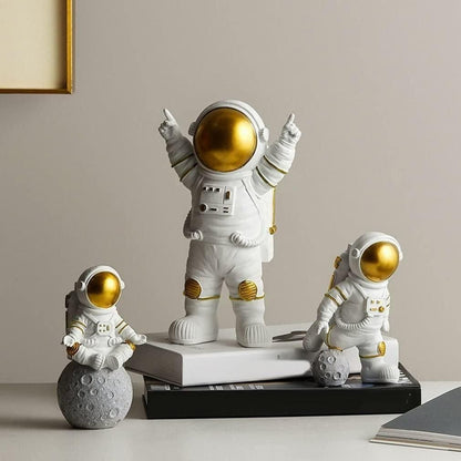 Astronaut Spaceman Statue Set of 3