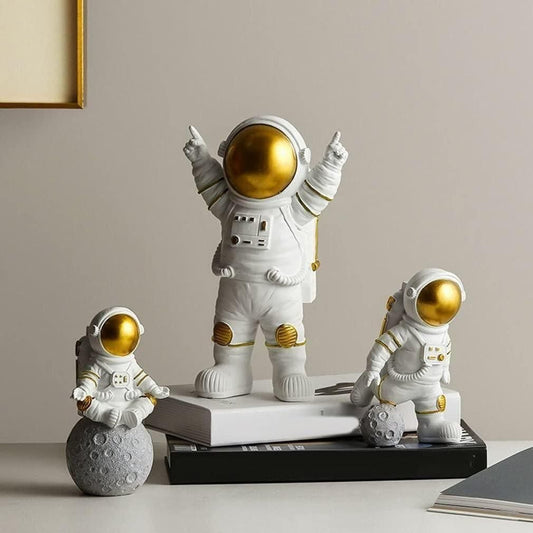 Astronaut Spaceman Statue Set of 3